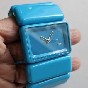 Nixon Vega bracelet watch